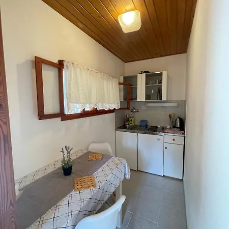 Apartman Capers Komiza